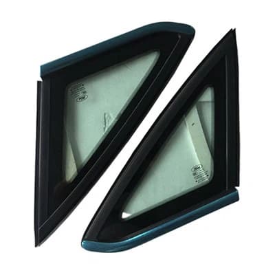 استبدال زجاج الأبواب والمثلثات